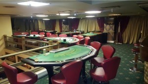 36 συλλήψεις σε αυτοσχέδιο καζίνο στην Καλλιθέα